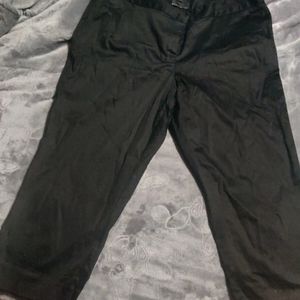 Attention slim fit cropped dress capris